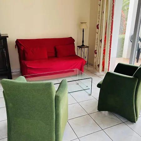 T3 Avec Terrasse Et Piscine, 4 Couchages, Proche Centre-ville - - Fr-1-495-18 캄보레방